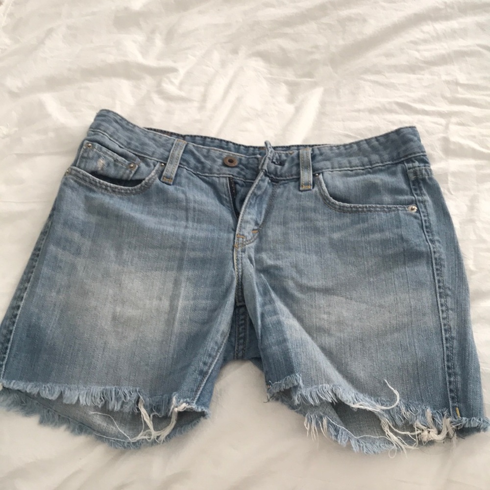 Levi cutoffs